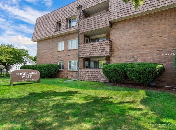 1730 W Galena Boulevard, Aurora, IL 60506