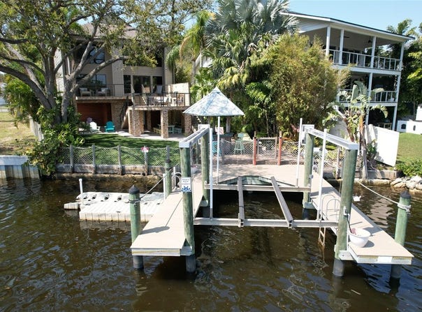 4035 N RIVER VIEW AVENUE, TAMPA, FL 33607