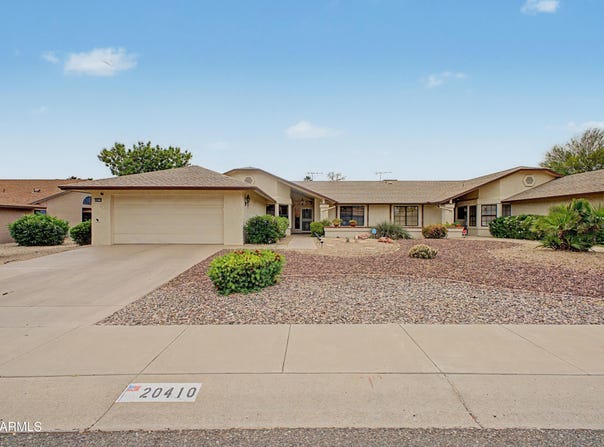 20410 N SPRING MEADOW Drive, Sun City West, AZ 85375