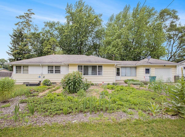 23 Riviera Drive N, Battle Creek, MI 49037