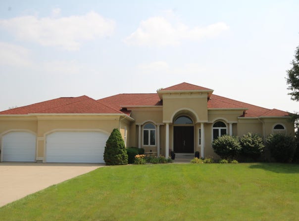 14189 C.B.MacDonald Way, Vicksburg, MI 49097