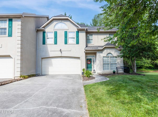 614 Chapel Point Lane, Knoxville, TN 37934