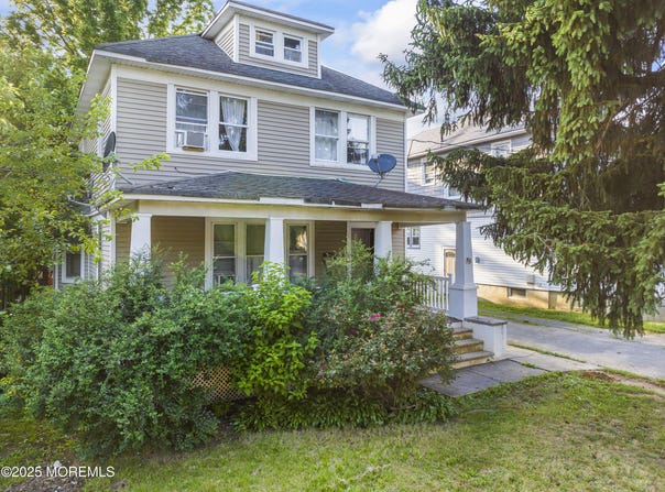 53 Broadway Road, Freehold, NJ 07728