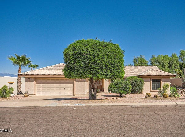 13827 N WENDOVER Drive, Fountain Hills, AZ 85268