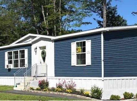 12 Cedar, Gorham, ME 04038