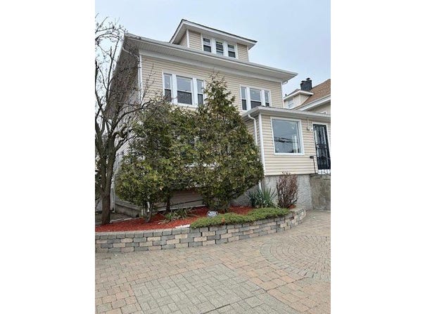 315 Beach 29th Street, Far Rockaway, NY 11691