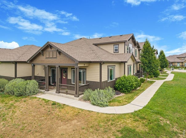 4165 Crittenton Ln, Wellington, CO 80549