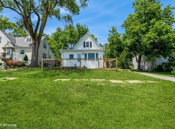 309 Elm Street, De Soto, IA 50069