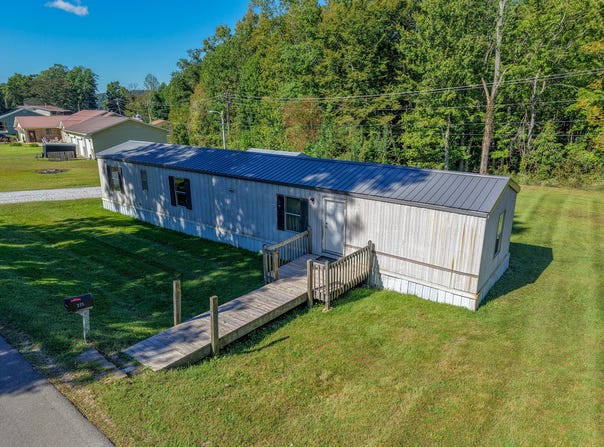 275 Ridgeway Drive, Morehead, KY 40351