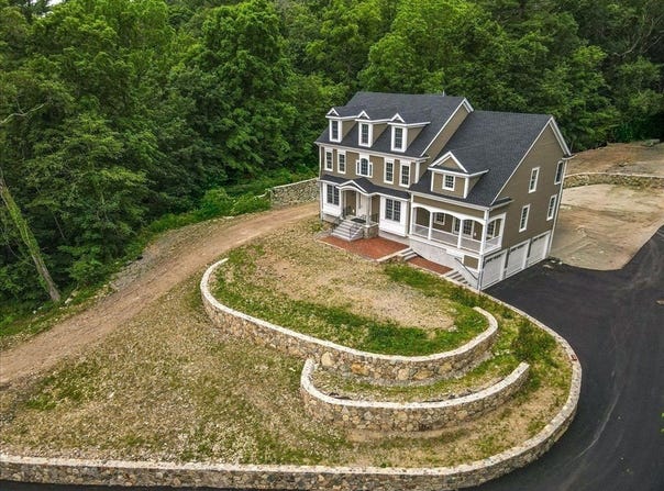 35 Shuttleworth, Dedham, MA 02026