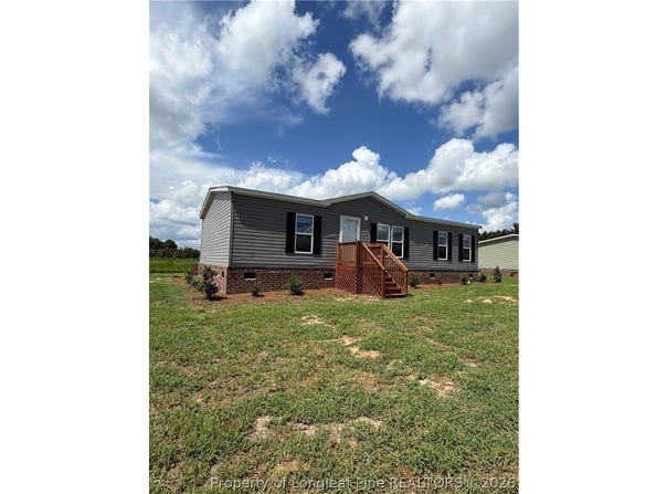 888 Roberta Road, Fairmont, NC 28340