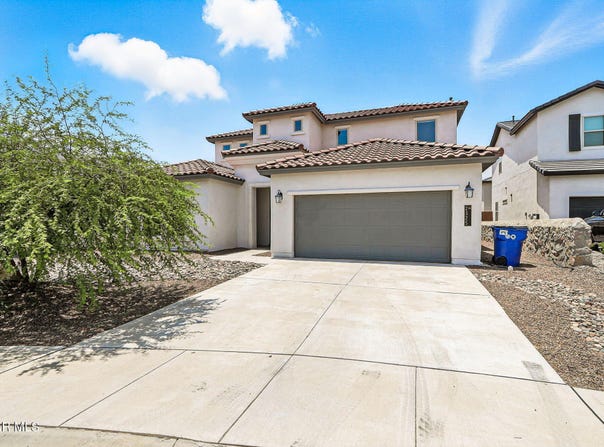 2325 Dancing Piper Way, El Paso, TX 79911