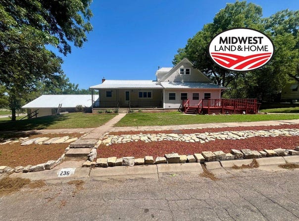 236 W Oak, Waterville, KS 66548