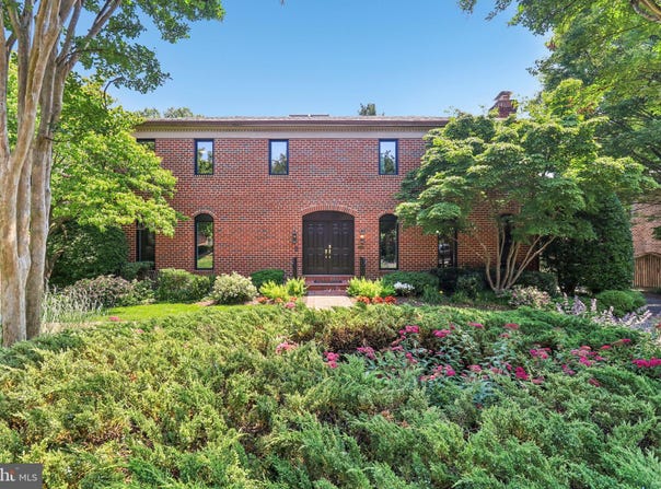 3233 ELLICOTT STREET NW, WASHINGTON, DC 20008