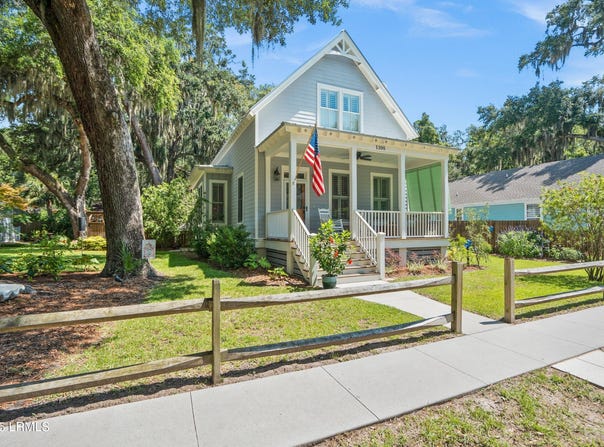 1108 12th Street, Port Royal, SC 29935
