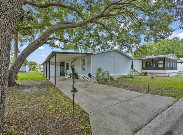 7905 RAFFIN WAY, Riverview, FL 33578