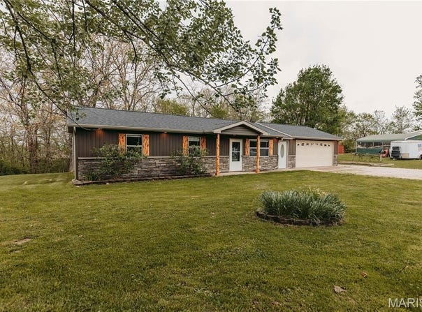 14580 Conway Road, Dixon, MO 65459