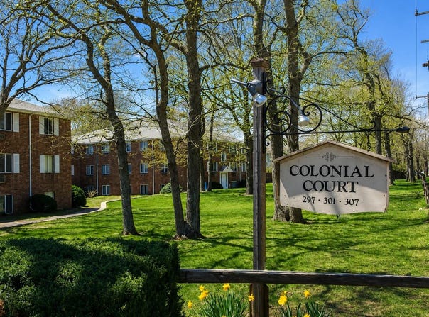 307 W Main Street, Hyannis, MA 02601