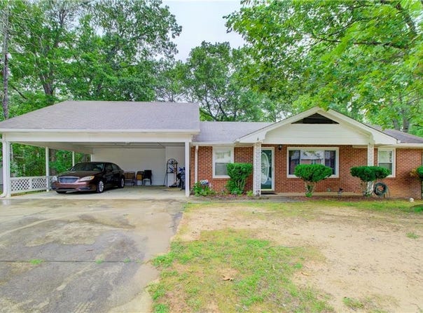 281 springdale drive, Winder, GA 30680