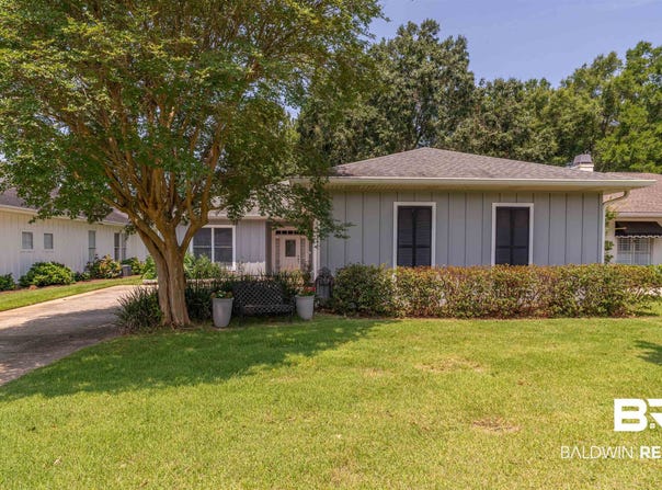 105 Oak Bend Court, Fairhope, AL 36532