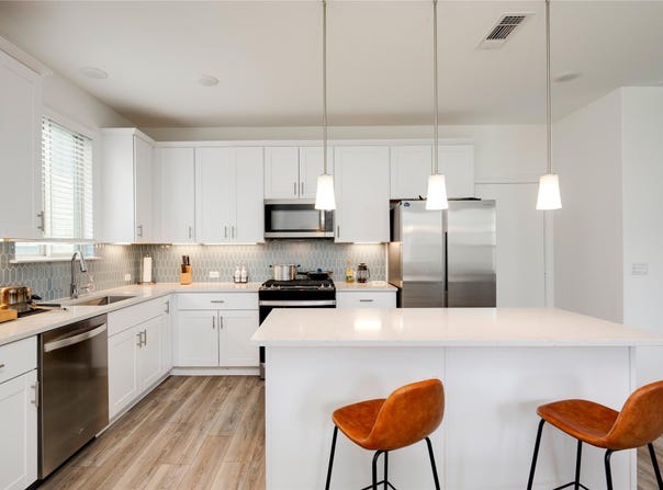 5408 Mars LN, Austin, TX 78724