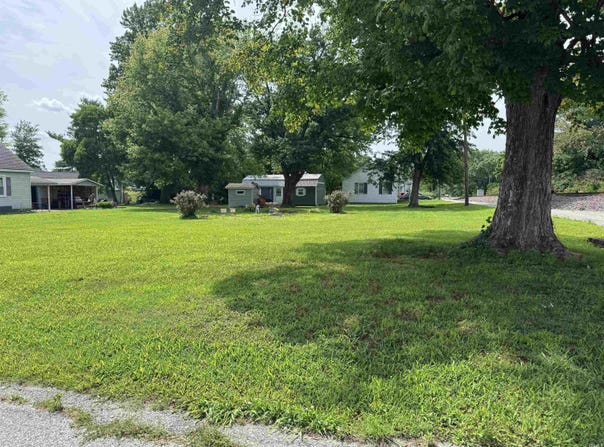 211 N Center Street, Princeton, IN 47670