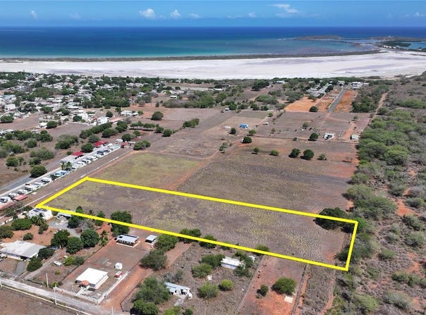 Sr 3301 Km 1.0 Int BARRIO BOQUERON SECTOR EL COMBATE, CABO ROJO, 00623