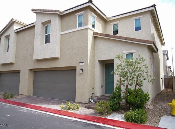 2761 Frosted Teal Avenue, North Las Vegas, NV 89086