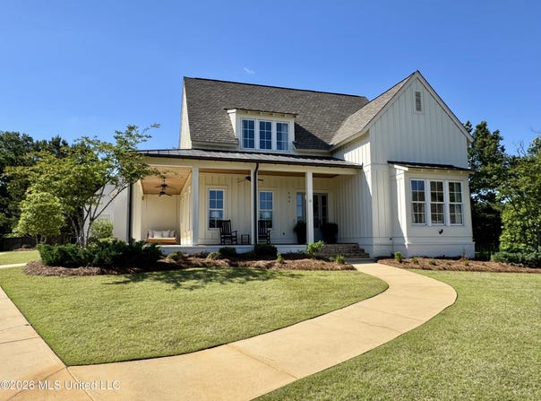 404 Herons Court, Ridgeland, MS 39157