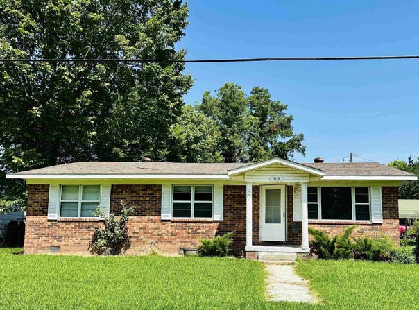 509 NE 4th, Walnut Ridge, AR 72476