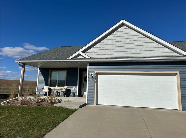 1817 Ridgewood Circle, Menomonie, WI 54751