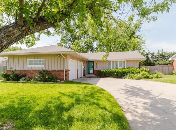 6409 E Farmview, Wichita, KS 67206