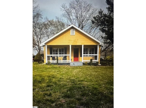 505 S Randolph Avenue, Landrum, SC 29356