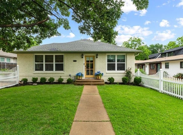 1908 W 37th St, Austin, TX 78731