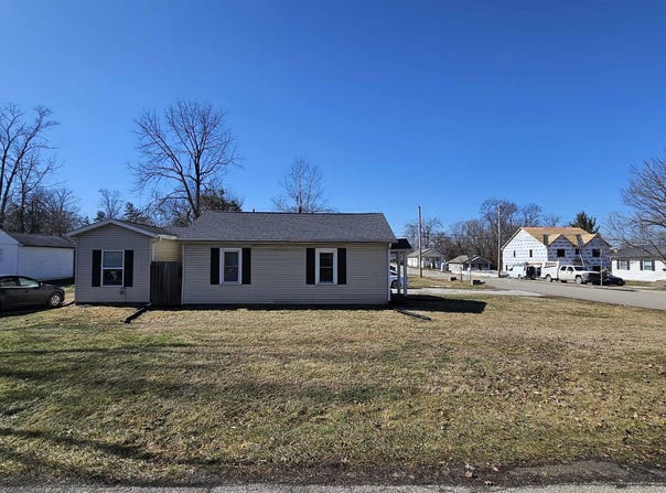 2214 E 7th Street, Bloomington, IN 47408