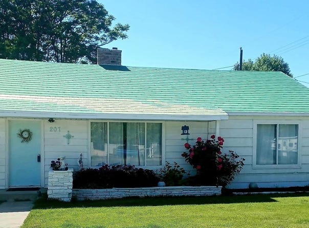 207 N Main St, Homedale, ID 83628