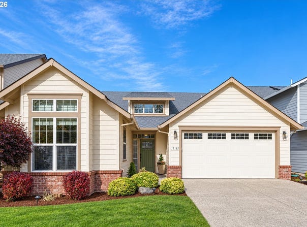 17125 SW WOODHAVEN Dr, Sherwood, OR 97140