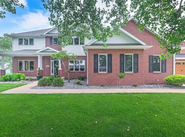 1620 Justin, Dubuque, IA 52001