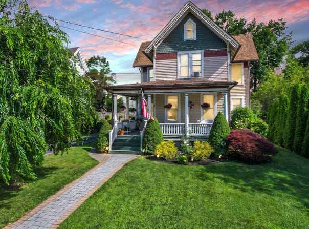 157 High Street, Bristol, CT 06010