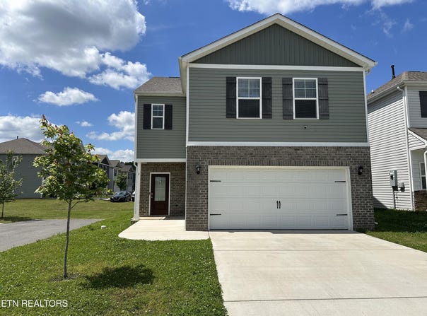 2 Chestnut Court, Clinton, TN 37716