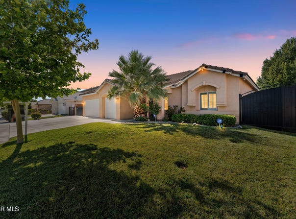 2039 W Ave J7, Lancaster, CA 93536