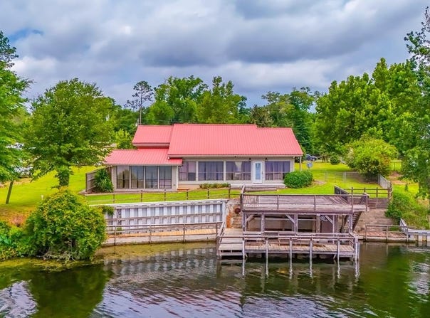 8133 Spring Creek Drive, Donalsonville, GA 39845