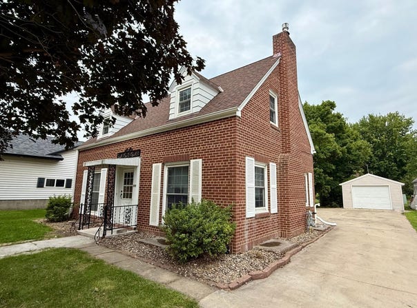 220 2nd Street E, Morgan, MN 56266
