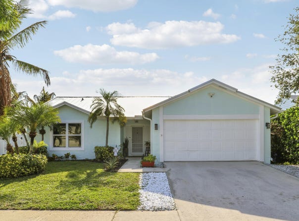 171 Greentree Circle, Jupiter, FL 33458