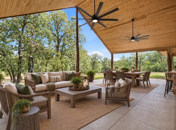 722 Three Skillet Road, Springtown, TX 76082