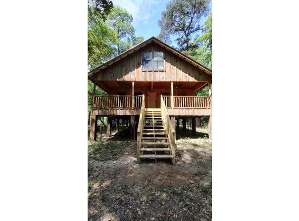 110. Rosenbaum Drive, Poplarville, MS 39470