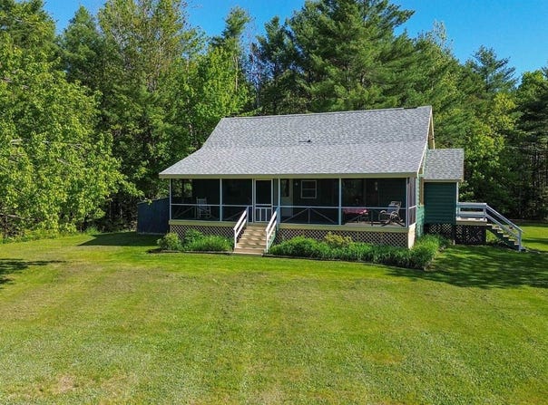 189 Stetson Road East, Levant, ME 04456