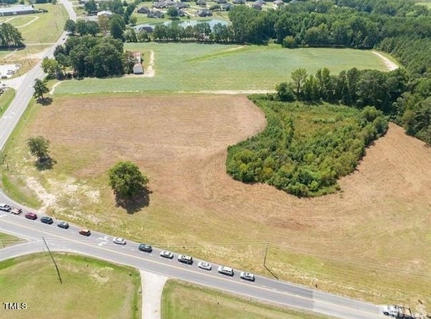 13499 Nc-210, Benson, NC 27504