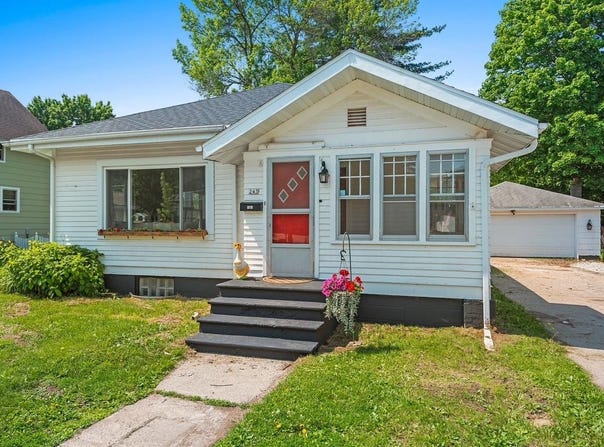 243 N ADAMS Street, OCONTO FALLS, WI 54154