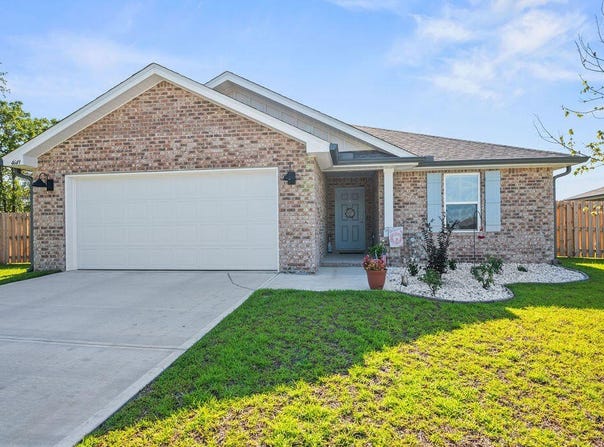 4649 Naval Court, Crestview, FL 32539